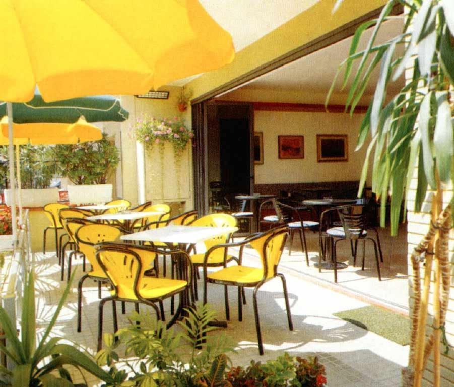 Hotel Villa Domiziana Rimini Extérieur photo