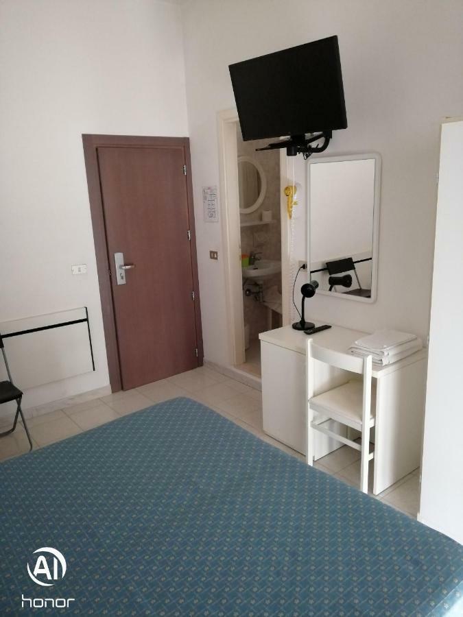 Hotel Villa Domiziana Rimini Extérieur photo